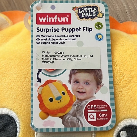 Winfun Surprise Puppet Flip – Lion - Picture 5 of 6